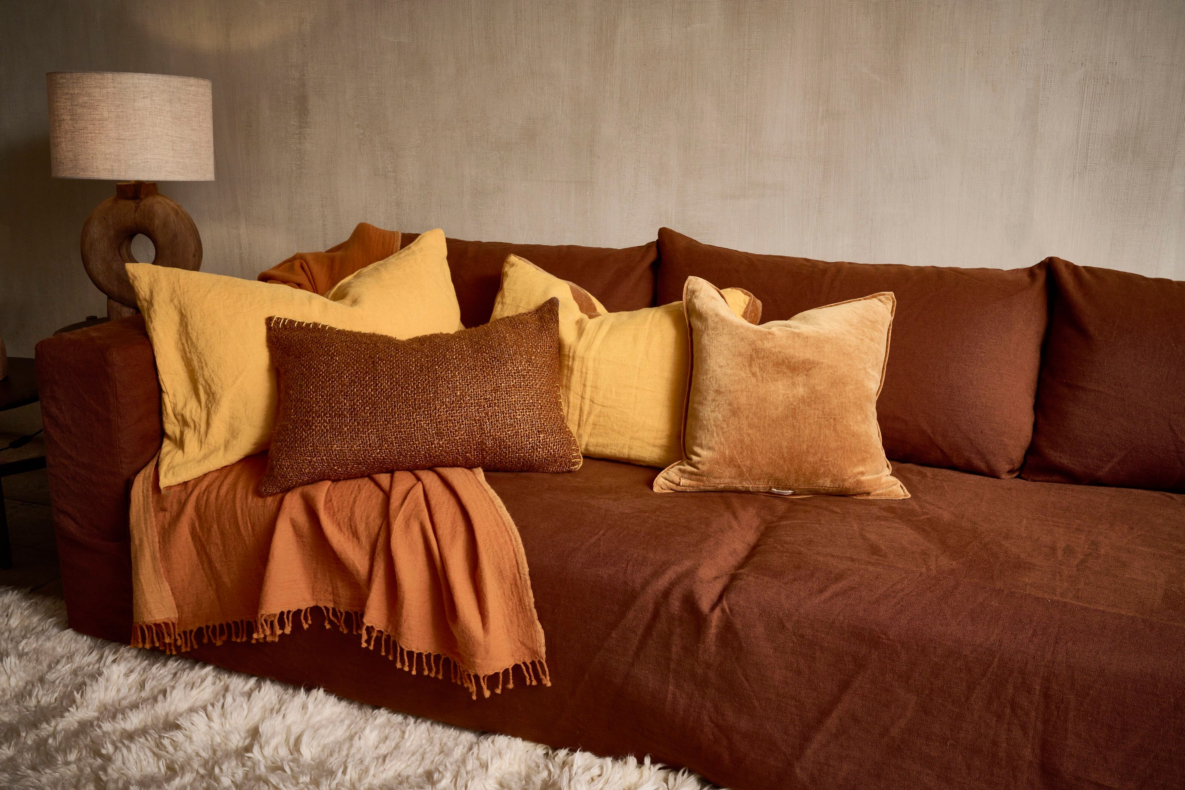 Обычная подушка из вискозы с огнестойким наполнителем POMAX Ayala ARCH-00035958 - Вид №9