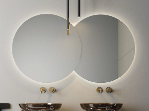 Настенное зеркало