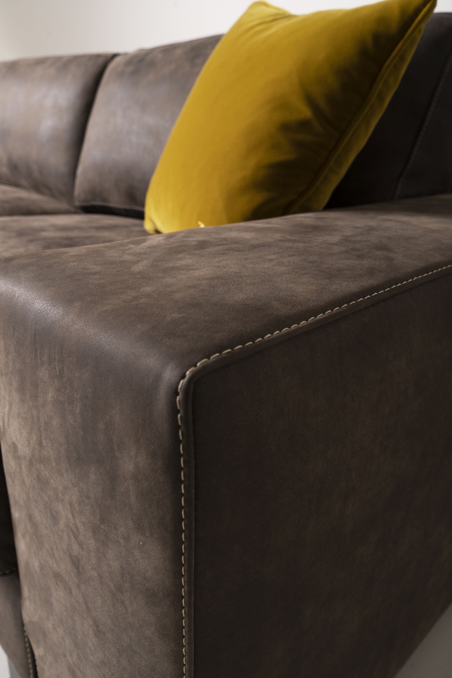 Кожаный диван с полуостровом Mantellassi 1926 YOU GLAM ARCH-00048090 - Вид №2