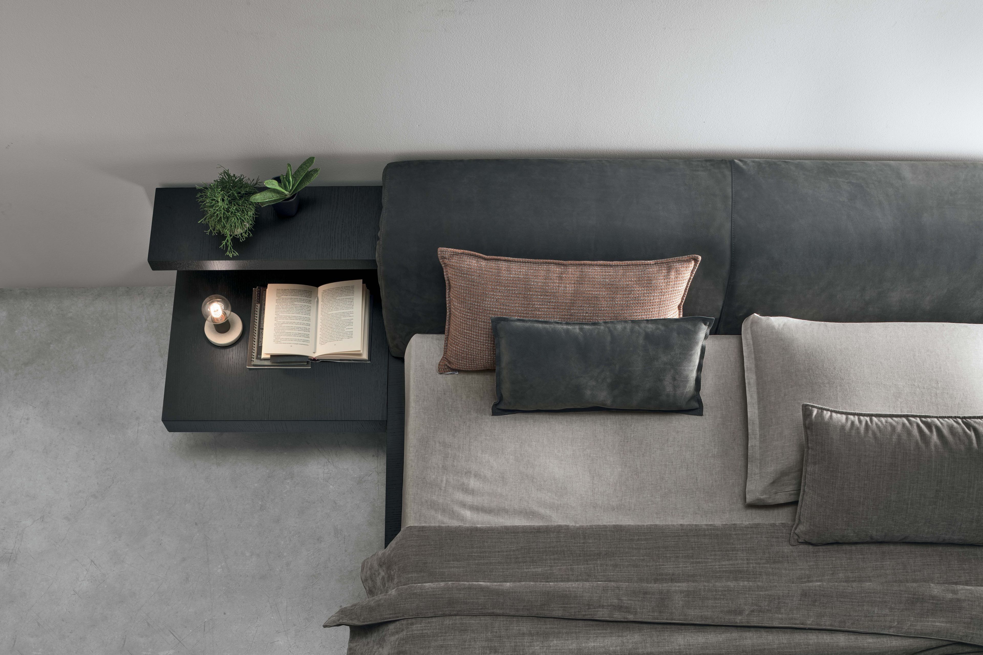 Дубовая кровать со встроенными тумбочками TOMASELLA Morfeo ARCH-00061212 - Вид №3