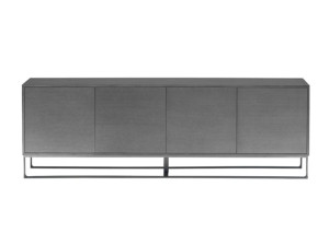 Деревянный шкаф