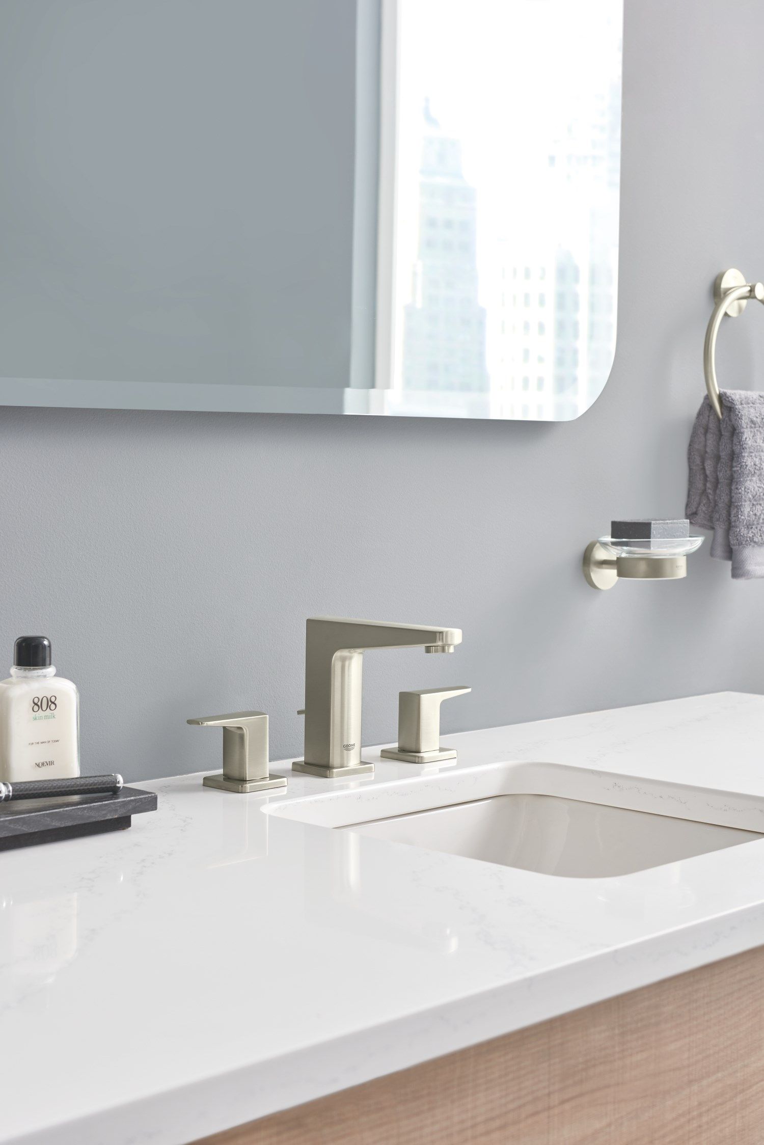 Держатель для полотенец с металлическим кольцом Grohe Essentials ARCH-00098358 - Вид №3