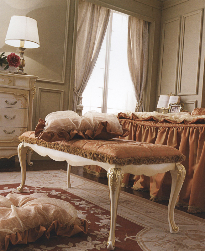 Банкетка ROYAL AGM (ALBERTO E MARIO GHEZZANI) A.16