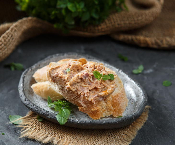 4005 Риет из мяса клария "По-тайски" в соусе "Том-Ям" Семья Петровых Вкусляндия  - Вид №3