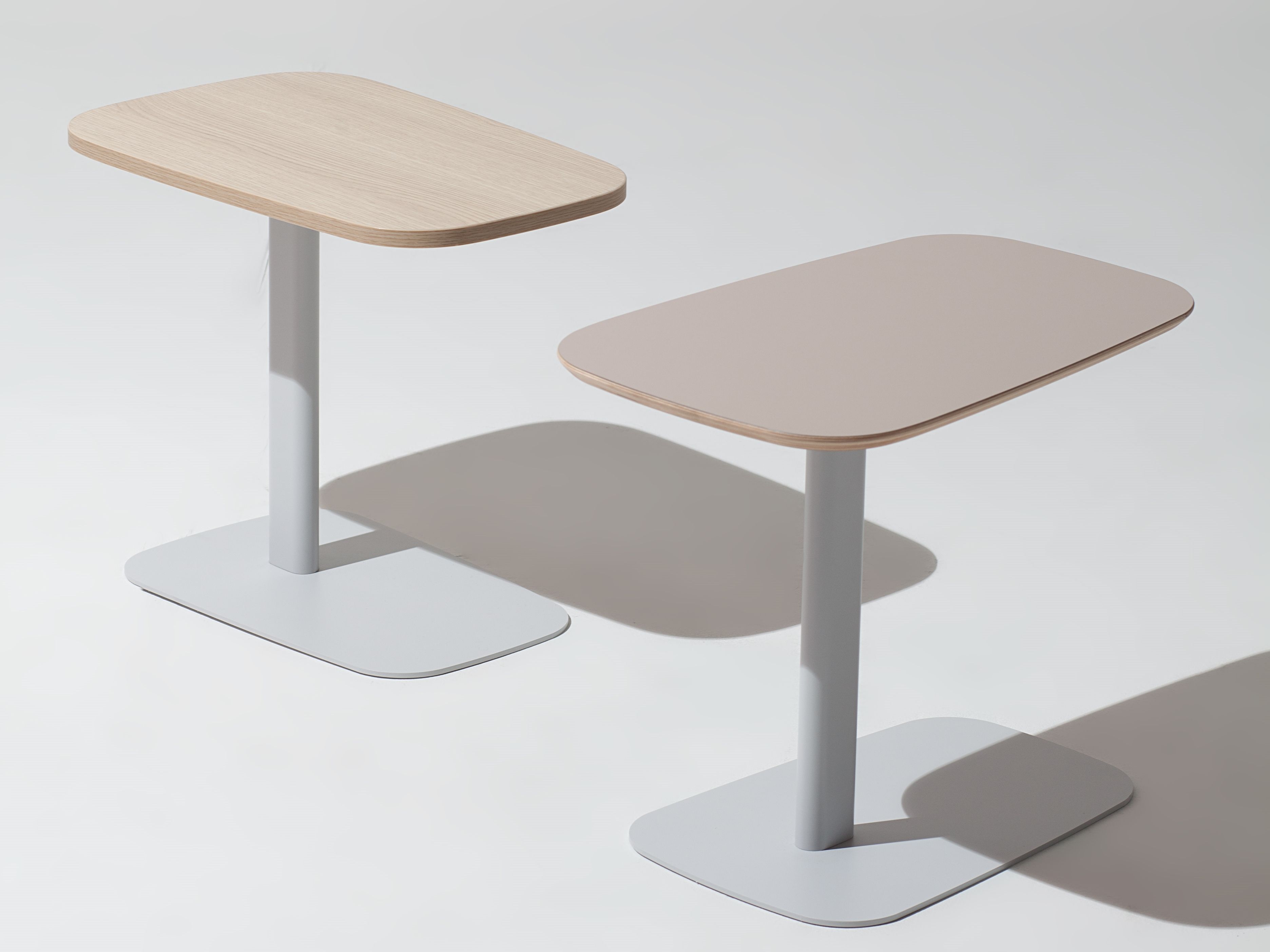 Высокий журнальный столик обслуживания Manerba Kokoro ARCH-00126766