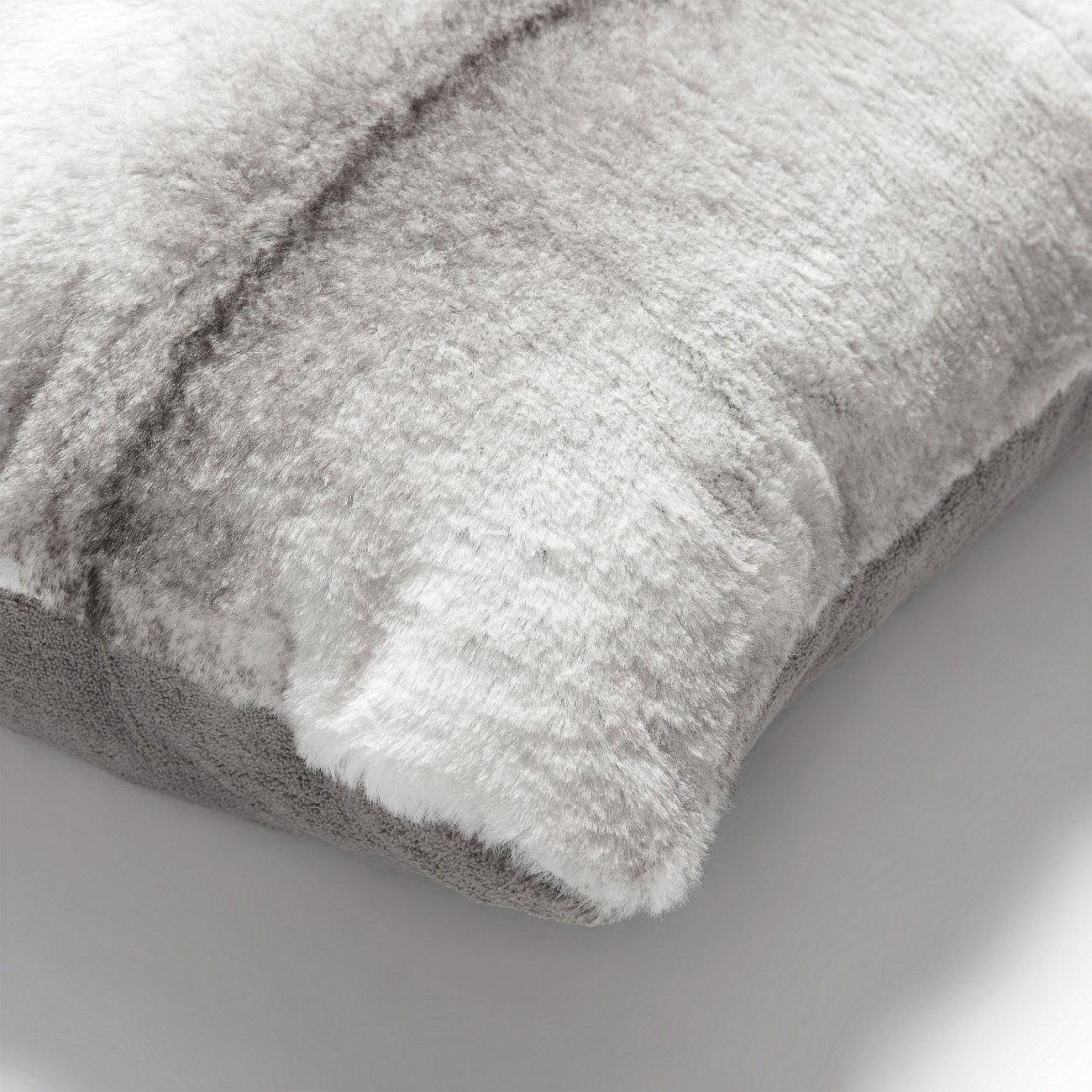 Подушка Contact серая от La Forma LA FORMA ОРНАМЕНТ 298819 Серый  - Вид №1