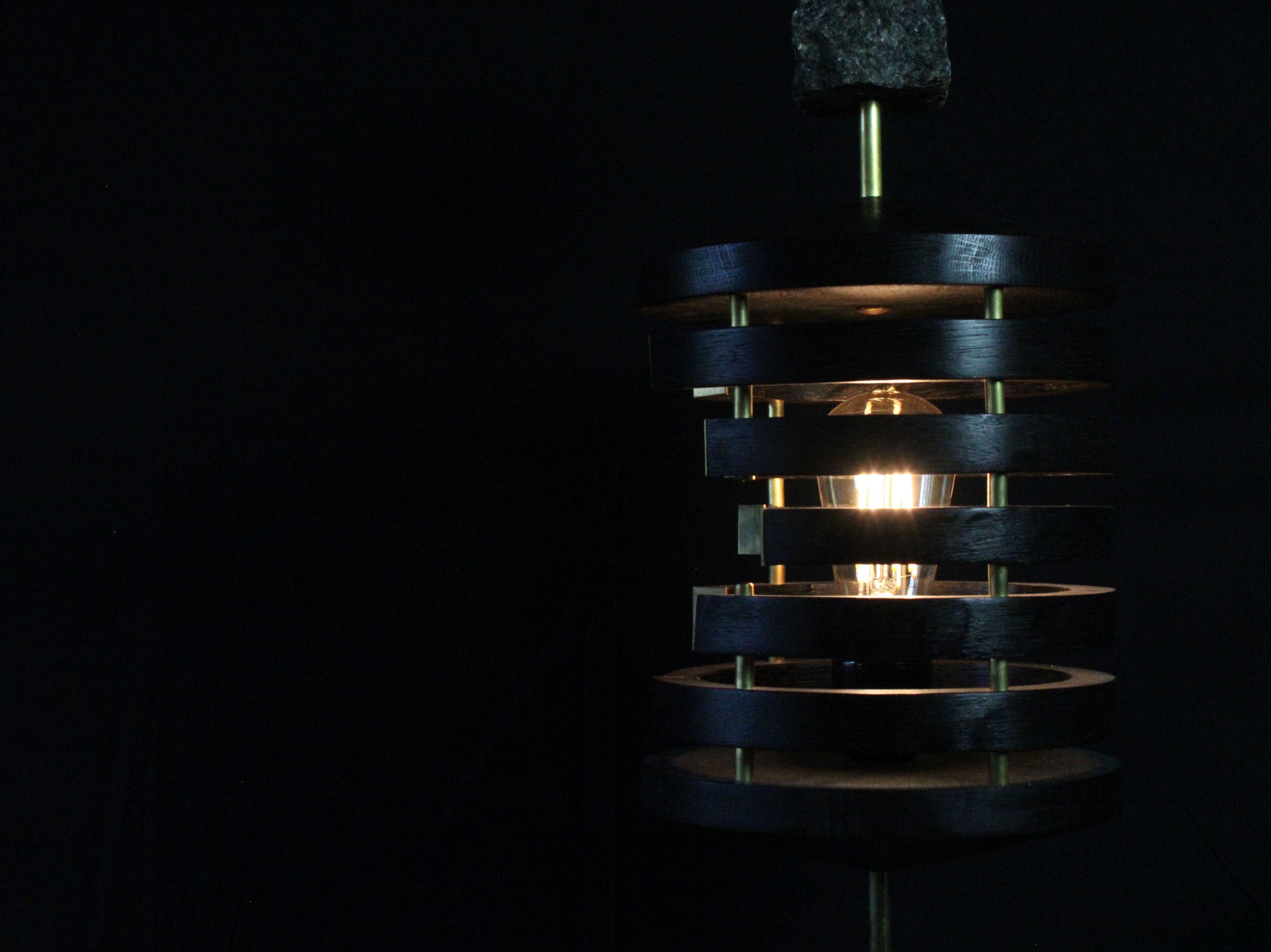 Деревянная настольная лампа LO Contemporary OBÄKE LIGHTING ARCH-00035503 - Вид №2