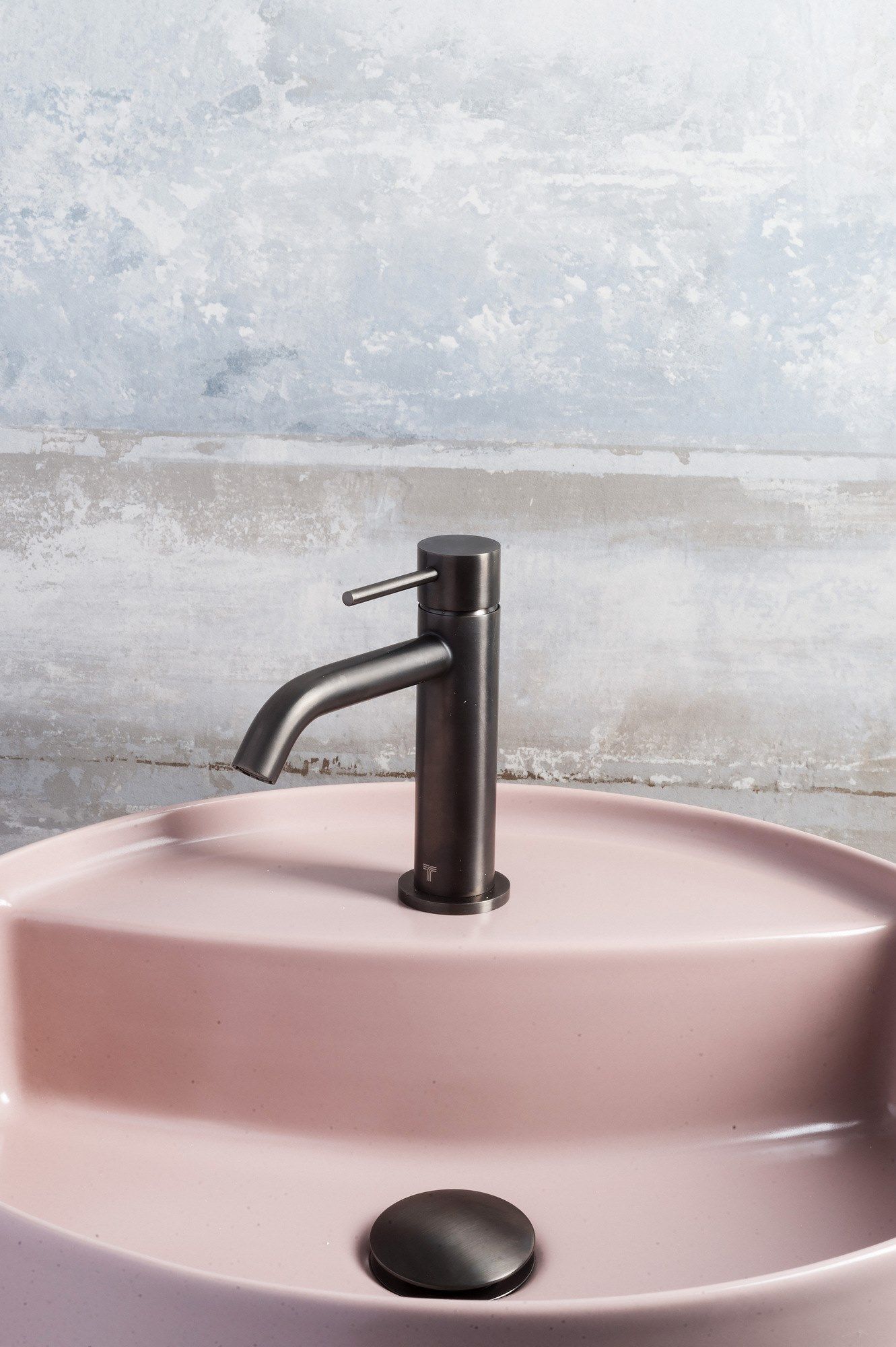 Однорычажный смеситель для раковины из нержавеющей стали с аэратором Tubico Волга ARCH-00115437 - Вид №10