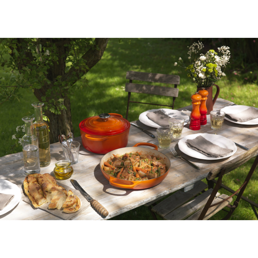 Кастрюля чугунная Le Creuset, Ø24 см, оранжевая 21177240902430 - Вид №5