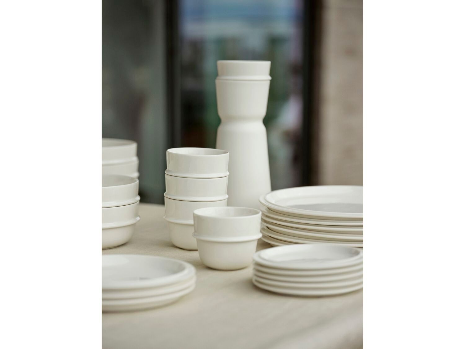 Фарфоровая круглая плоская тарелка ZONE DENMARK Eau ARCH-00035157 - Вид №7