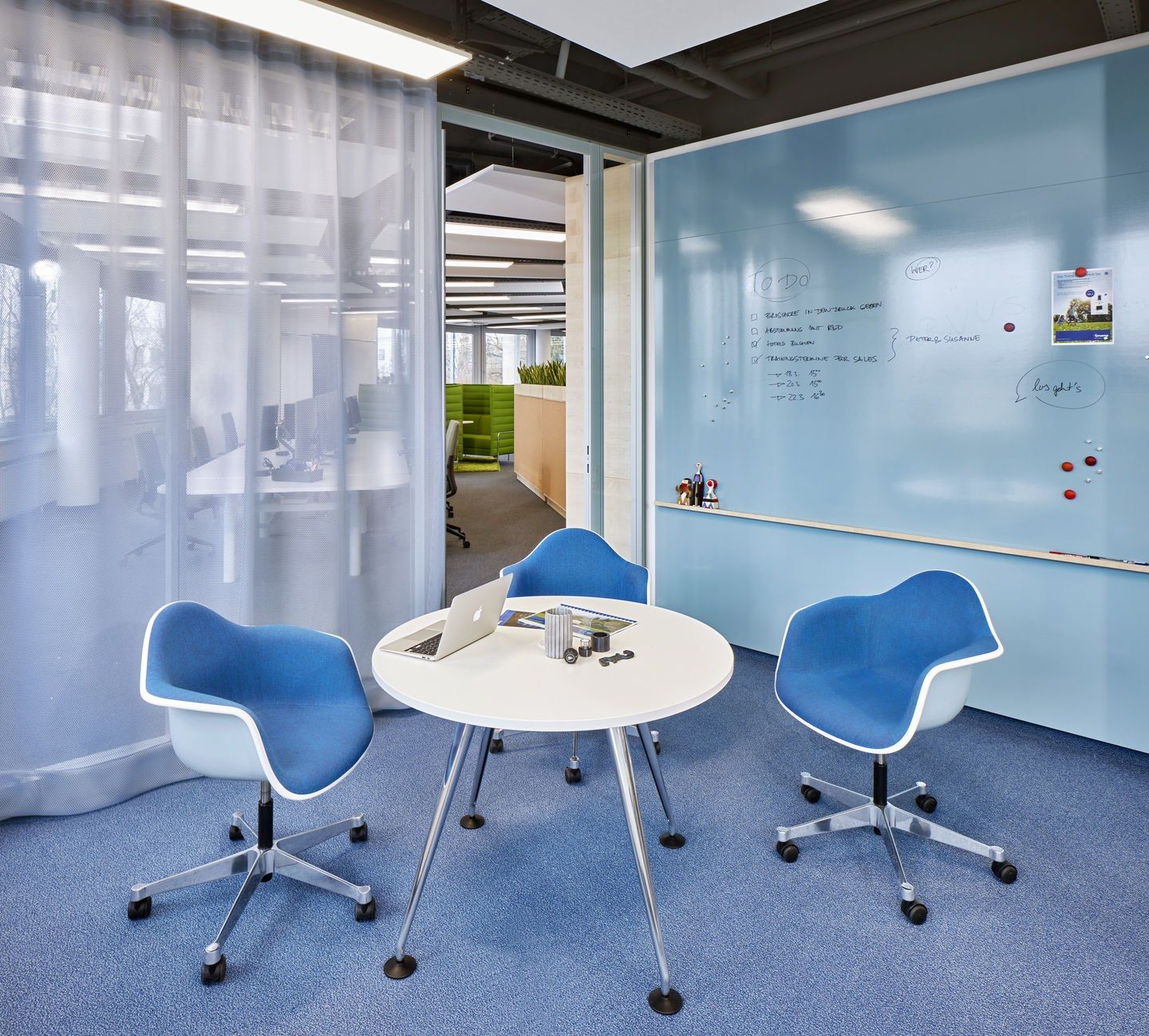 Вращающееся офисное кресло из полипропилена VITRA Eames Plastic Chair ARCH-00078068 - Вид №2