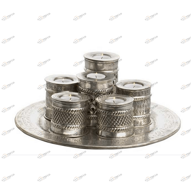 Поднос металлический с 6 подсвечниками D 34 см серебряный Marrakech от Eichholtz EICHHOLTZ EICHHOLTZ 060357 Серебро 