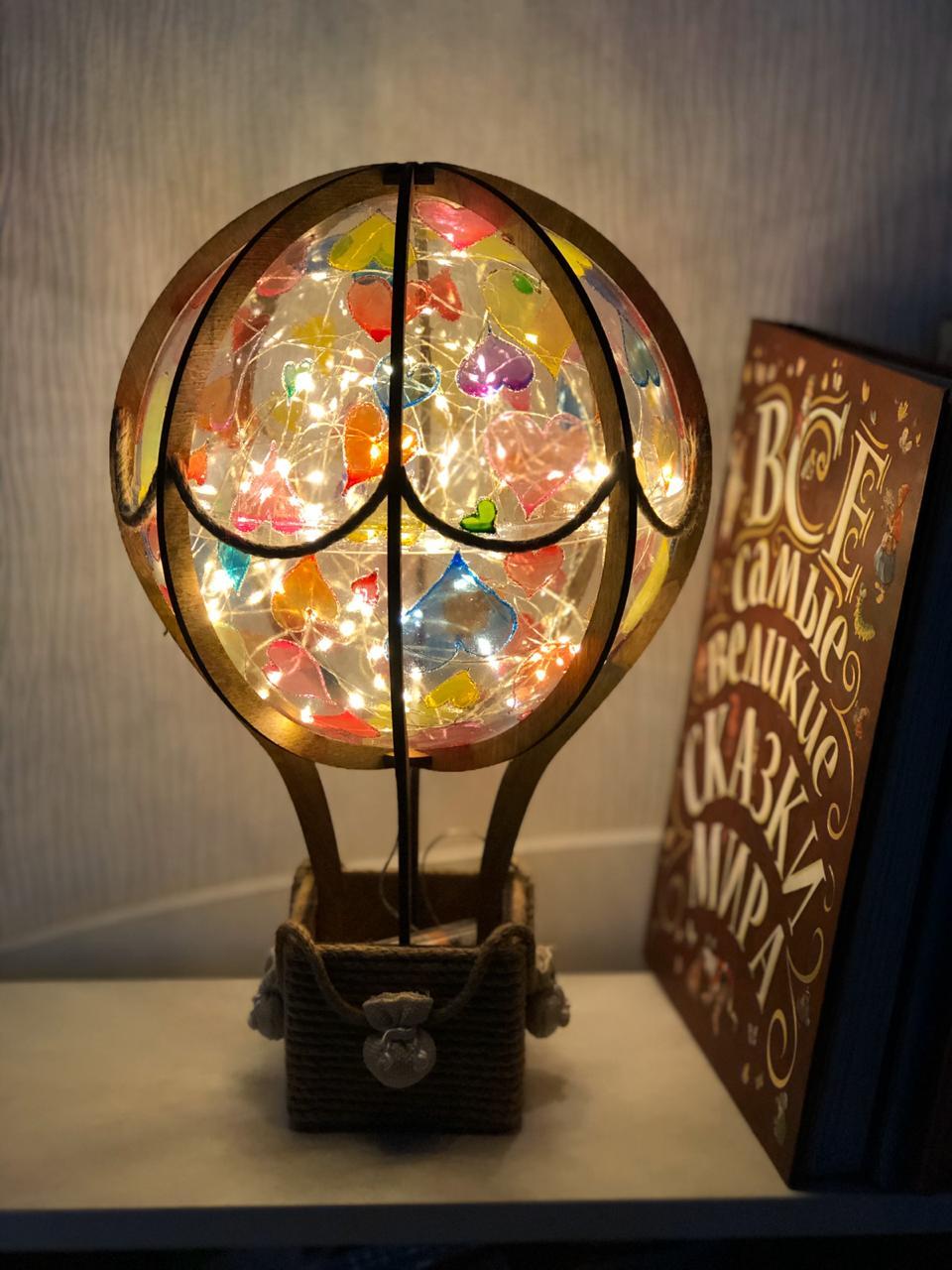 Настольный ночник с витражами "Сердца" MY CASPER СВЕТИЛЬНИКИ 00-3876096 Бежевый Santreyd  - Вид №1