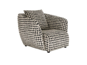 Тканевое кресло с подлокотниками