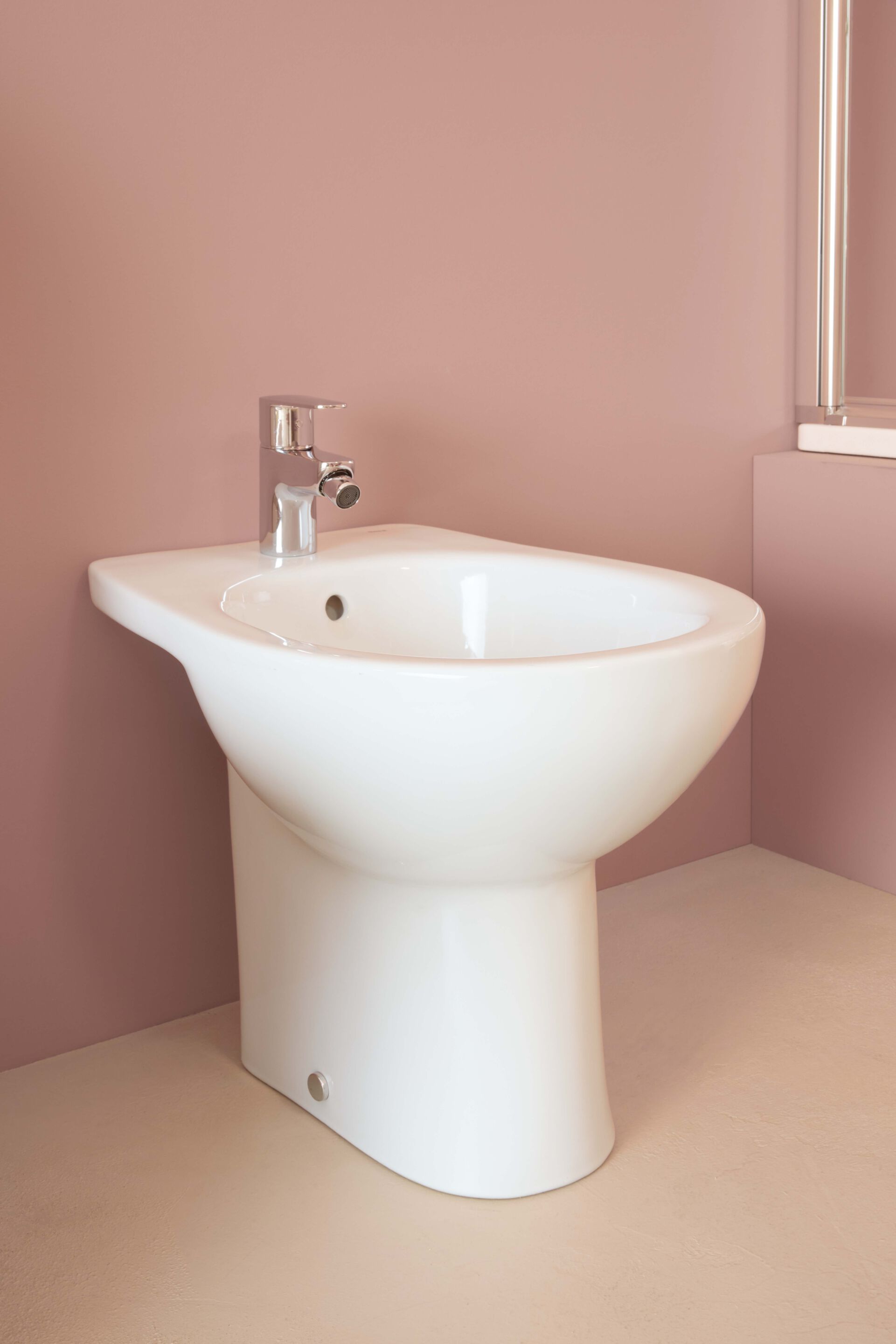 Керамическое напольное биде с переливом Roca Виктория ARCH-00136712 - Вид №1