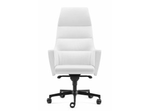 5-спицевое офисное кресло с высокой спинкой