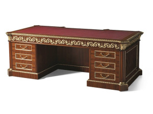 Стол из розового дерева с ящиками