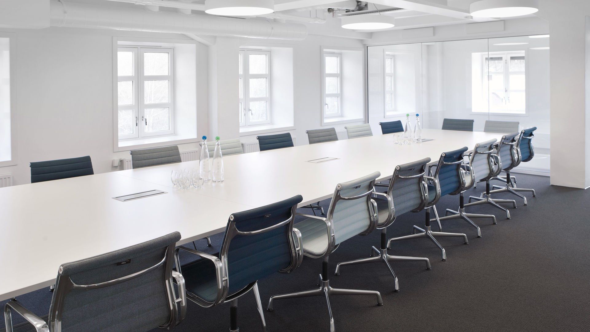 Ткань спиц поворотный стул с подлокотниками VITRA Eames Aluminium Group ARCH-00087363 - Вид №12