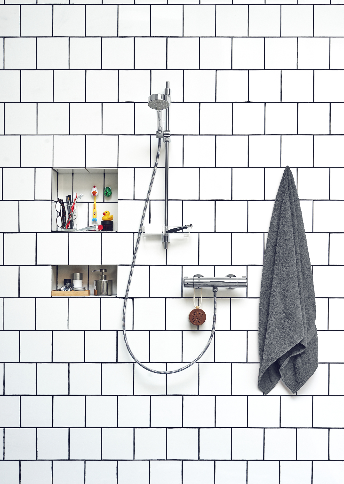 Oras 7455 Cмеситель для душа с душевым комплектом 7455 Nova Хром  - Вид №2