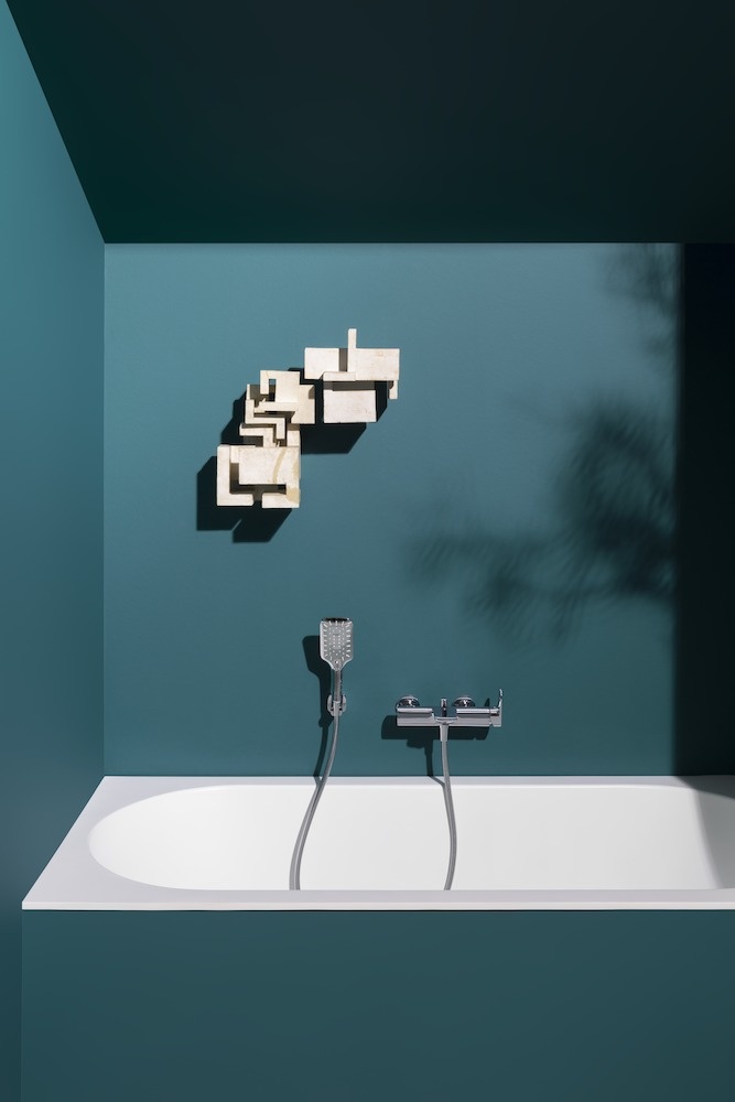 H3217570041361 Однорычажный смеситель для ванны, с гибким душевым шлангом 1500 мм и ручным душем MyCity100 LAUFEN PRO - Вид №5