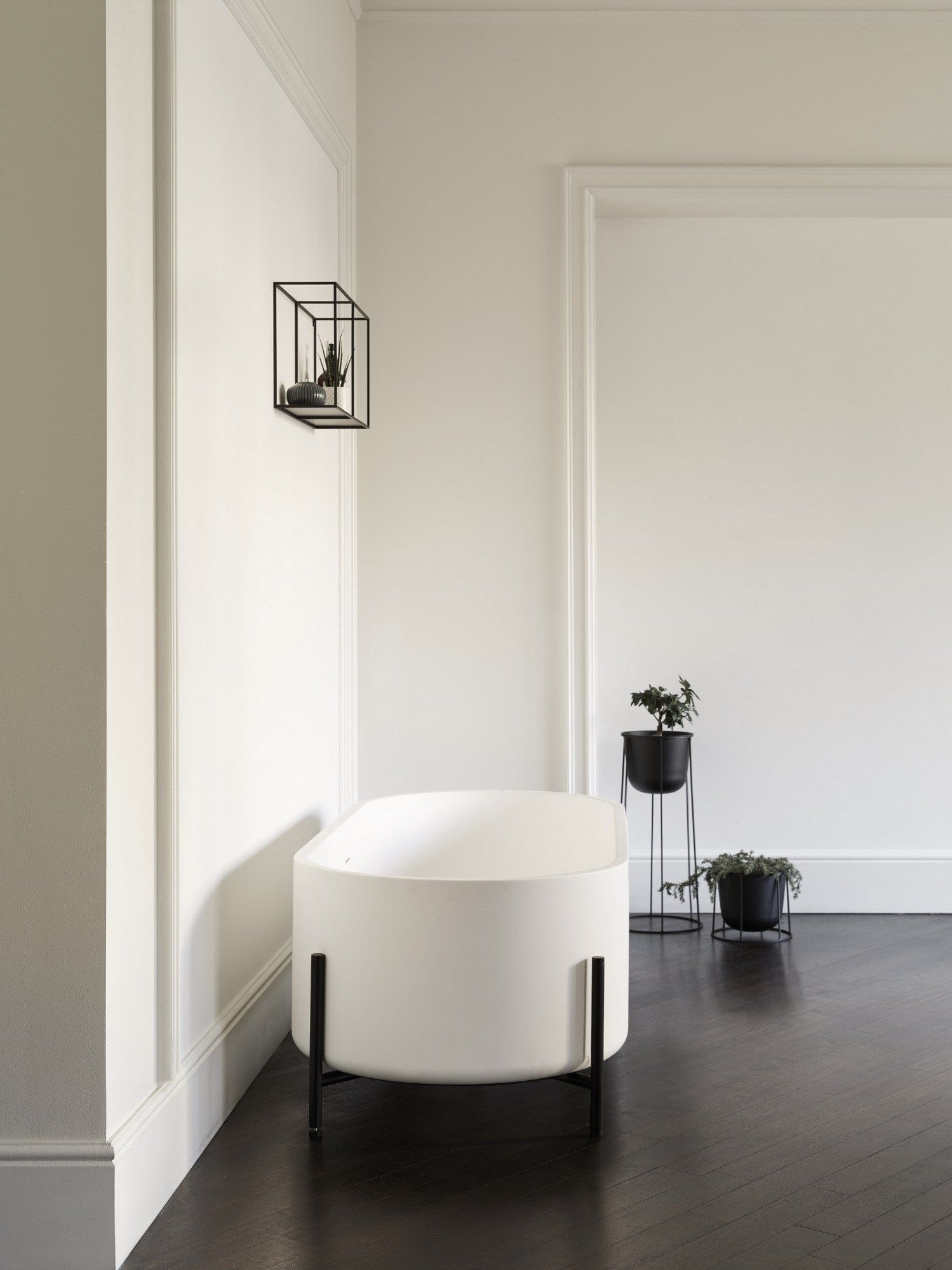 Ванна в центре комнаты в Livingtec® Ex.T стенд ARCH-00128437 - Вид №5