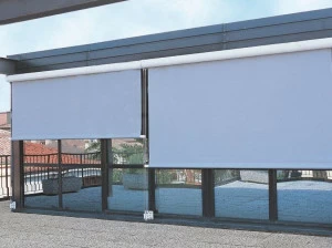 Mottura Тент в коробке с боковыми направляющими Tende a rullo da esterno