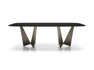 Прямоугольный стол из керамогранита