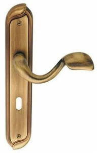 Pasini Ручка из латуни на пластине с накладкой Keope 3210