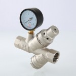 VT.515.N.04 Подпиточный клапан с фильтром и манометром Valtec 1/2"  - Вид №1
