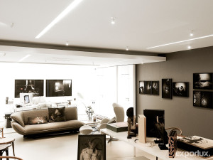 Алюминиевый регулируемый светодиодный прожектор