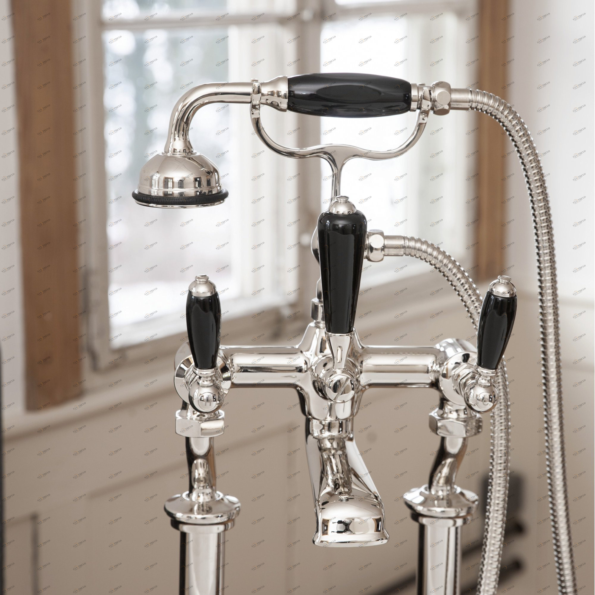 Traditional bathrooms BRIGHTON ¾ “смеситель для ванны и душа Tb330.514bl.ag 