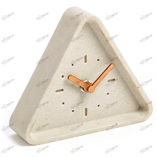 Часы настольные треугольные бежевые Mercy от La Forma LA FORMA MERCY 344337 Серый 