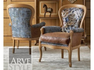 Кресло с подлокотниками