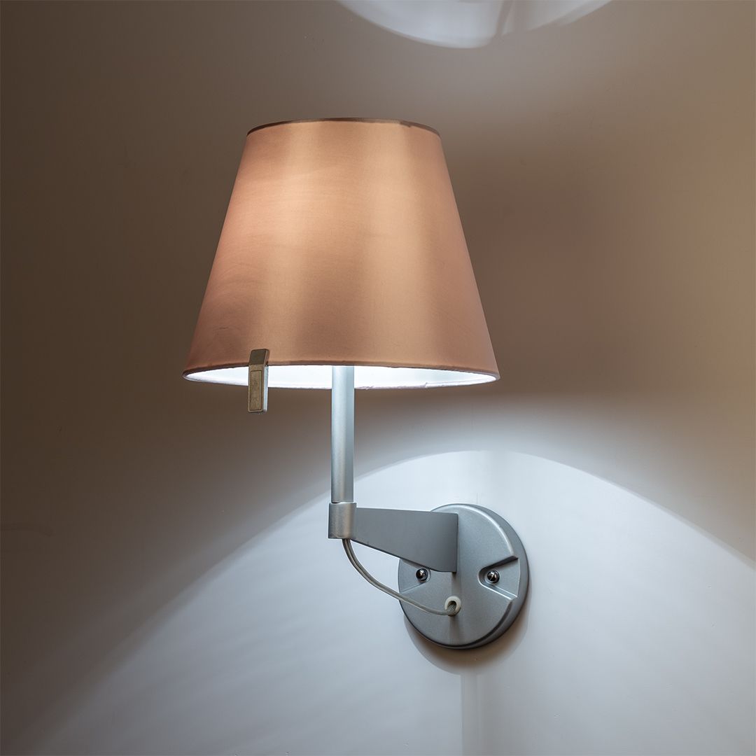 Бра с шелковым абажуром золотое Frezia Light 91161 FREZIA LIGHT  00-3953643 Золото;серебро  - Вид №1