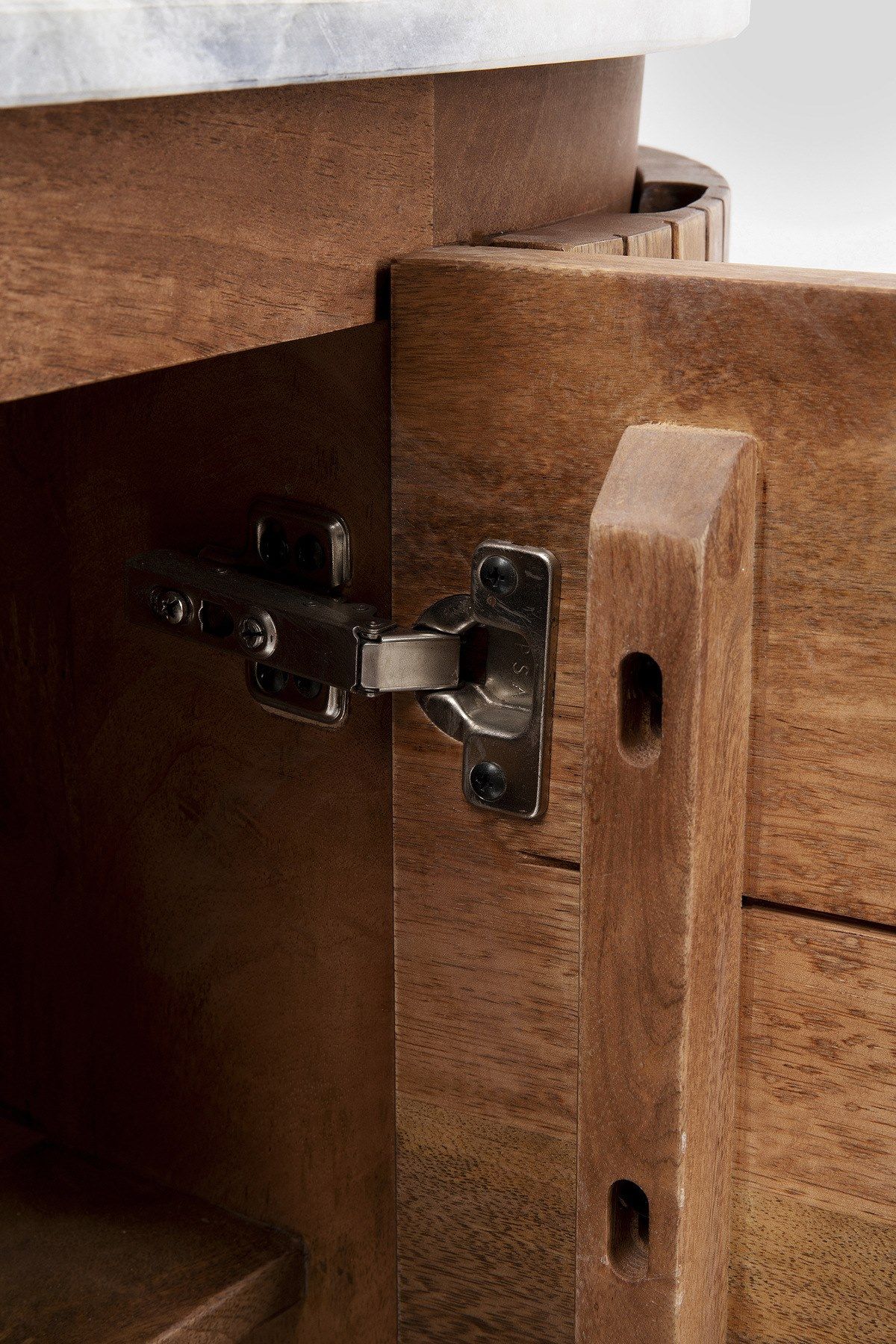 Шкаф из массива дерева с распашными дверями KARE Design Grace ARCH-00145549 - Вид №8