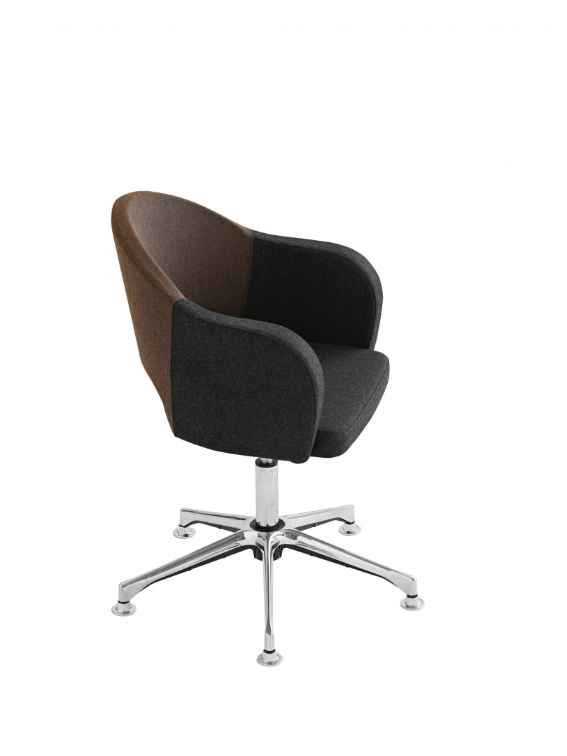 Agatha 046-DP Вращающееся кресло с алюминиевой рамой с 5 направлениями. Сиденье и спинка мягкие. Et al. Agatha - Вид №1