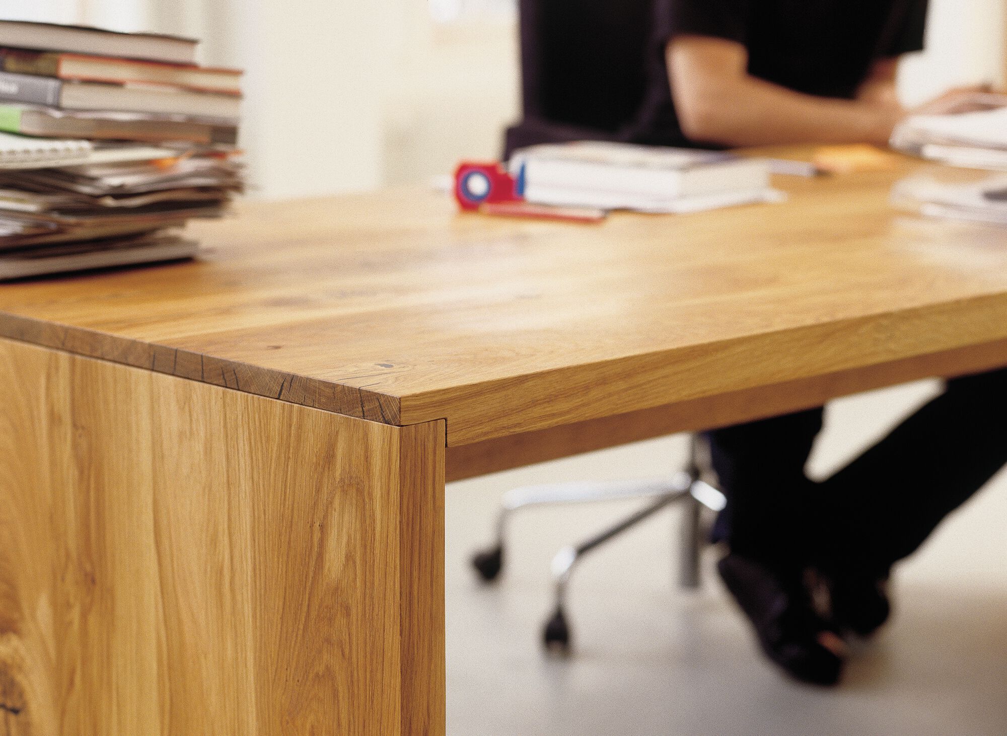 Твердый деревянный стол / стол e15 PONTE ARCH-00060004 - Вид №3