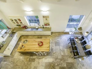 Marchi Cucine Лаковая оборудованная кухня с островом