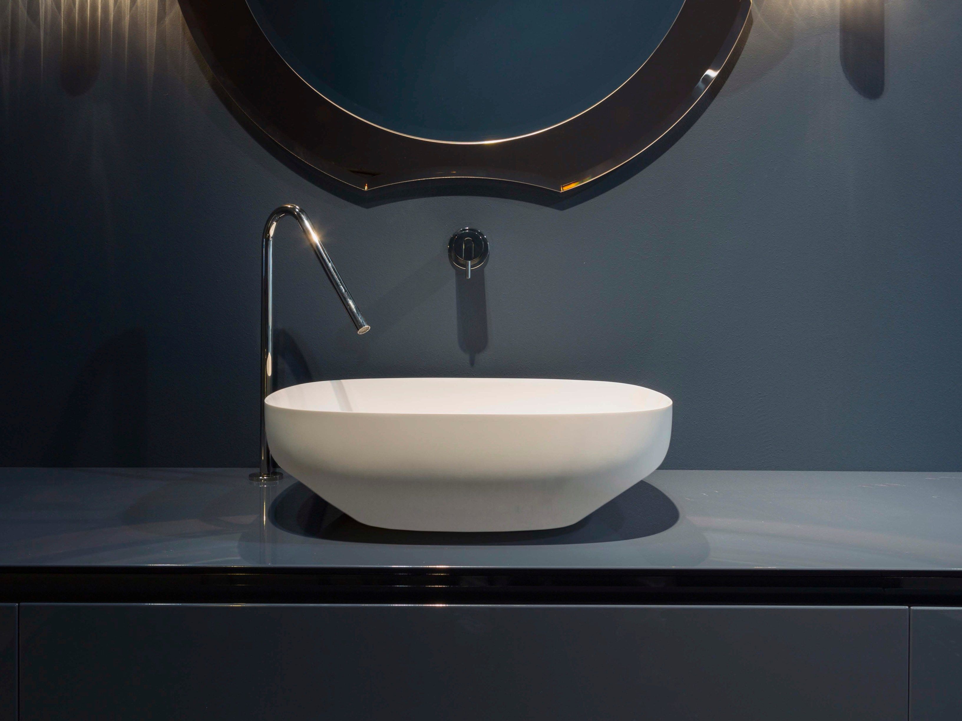 Овальная столешница из Flumood® Antoniolupi игла ARCH-00059056