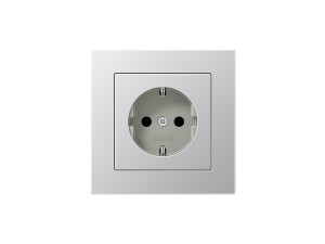 Пластиковая электрическая розетка