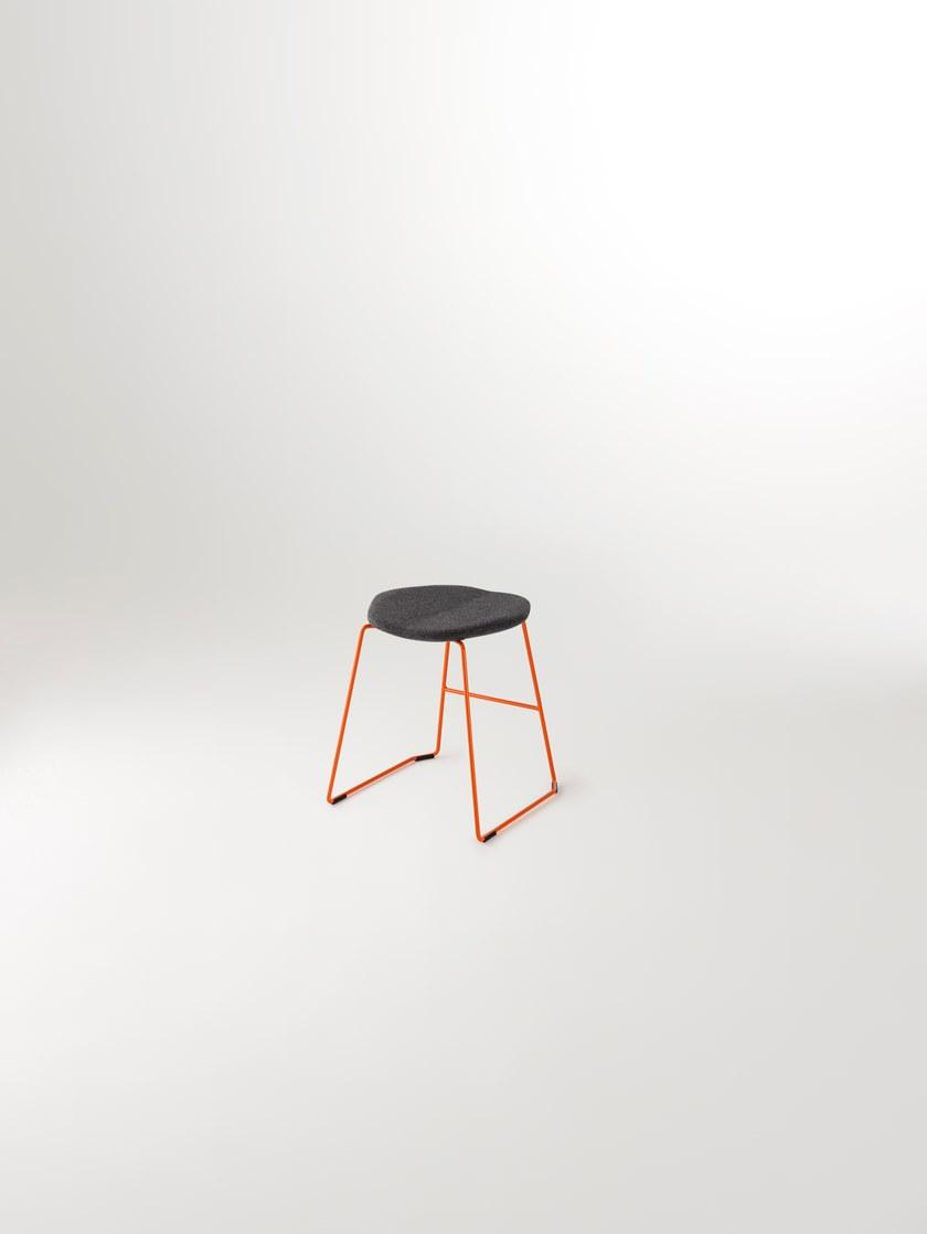 Ross Gardam Низкая саночная табуретка с подставкой для ног Duet sun-id-1423794 - Вид №10