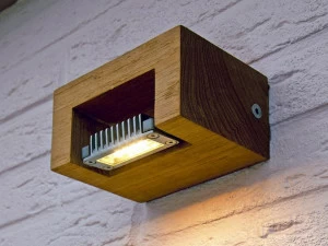 Royal Botania Бра для улицы с прямым светом из тика Log