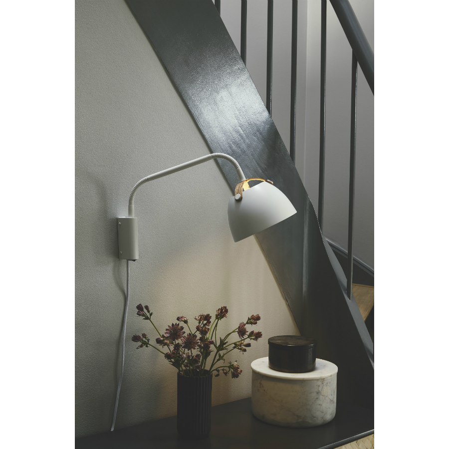 Светильник настенный Oslo, Ø16, черный/дуб Halo Design 734948 - Вид №1