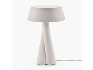 Каменная настольная лампа