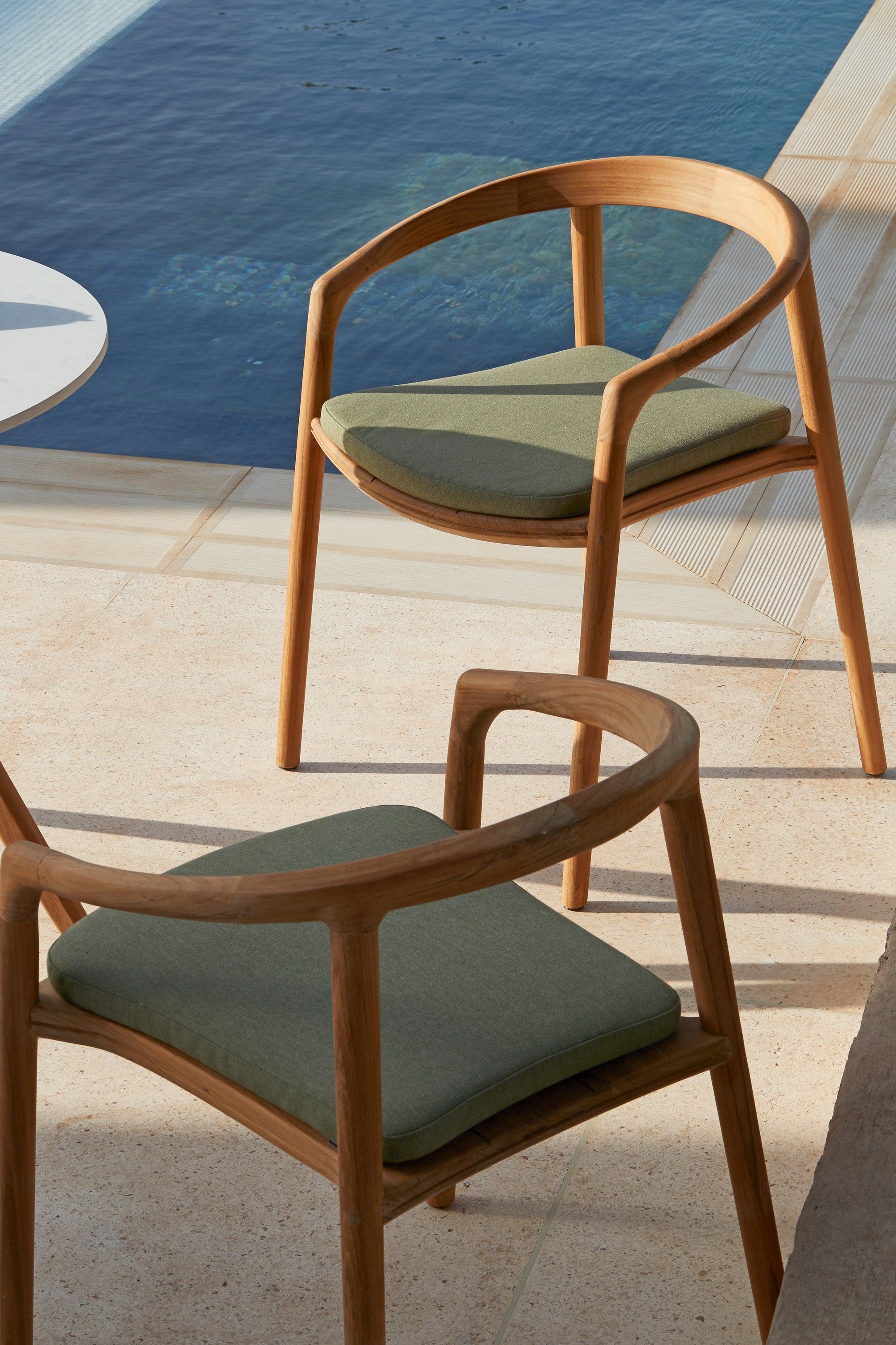 Штабелируемый стул из тикового дерева MANUTTI ARCH-00041379 - Вид №4