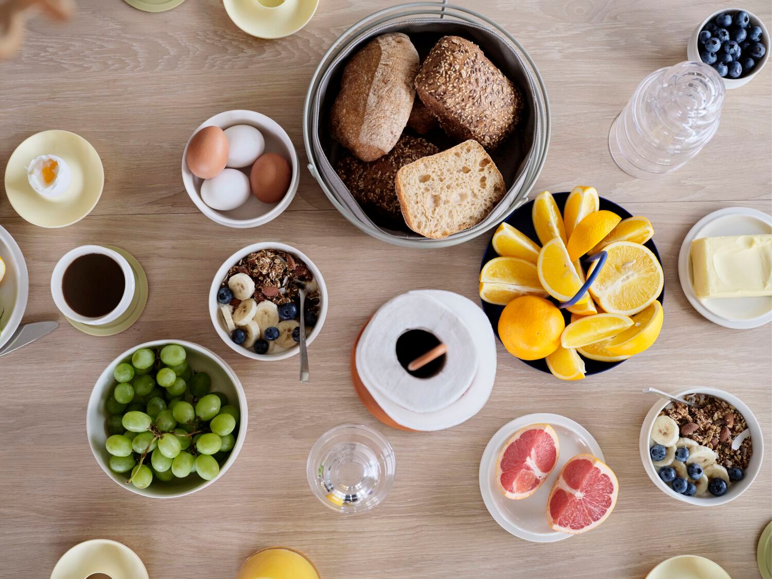 Графин из дутого стекла ZONE DENMARK Rocks ARCH-00072885