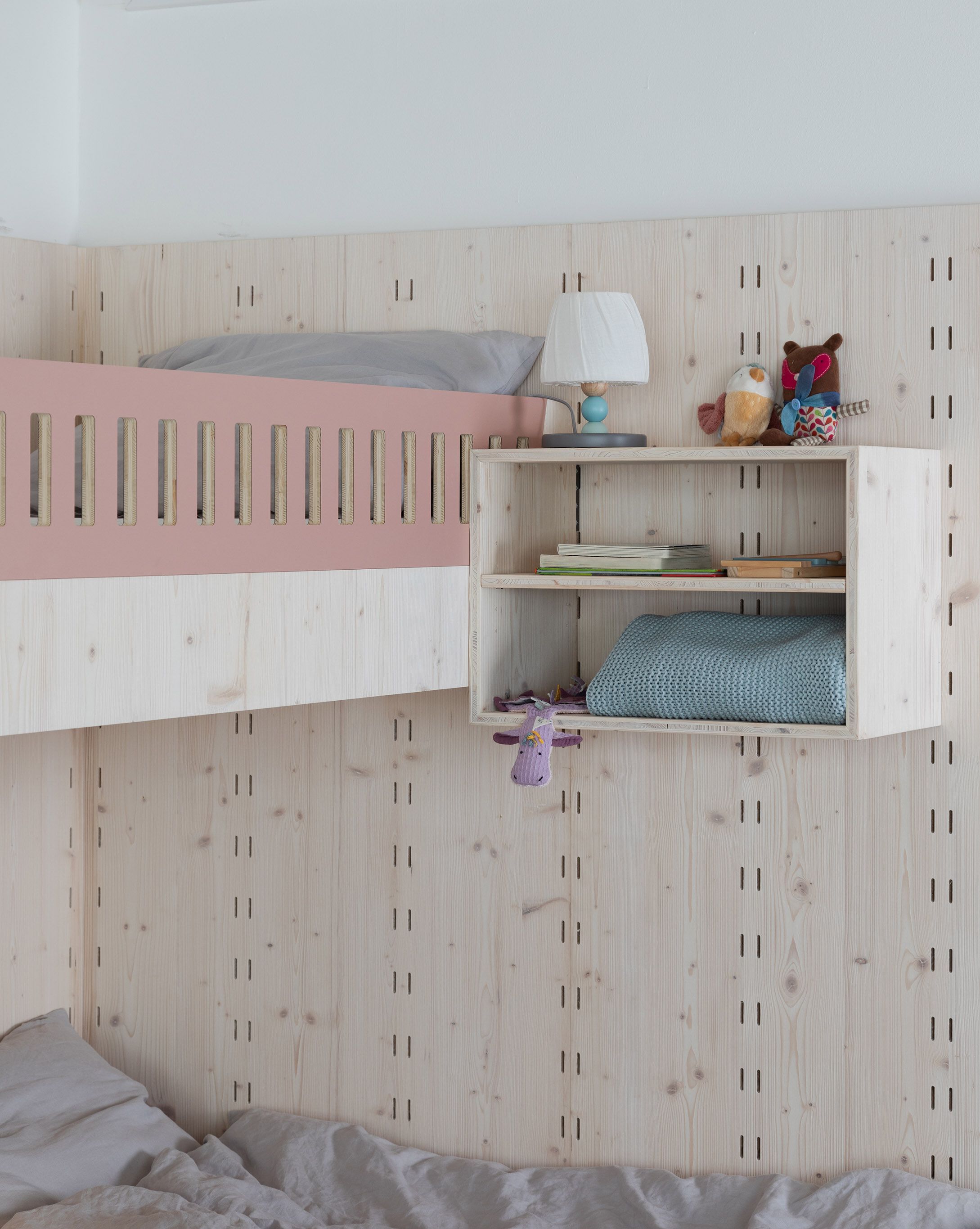 Деревянный шкаф для хранения для детских комнат Das ganze Leben Gustav Kids ARCH-00141628 - Вид №3