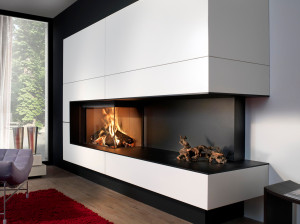 Дровяной угловой камин