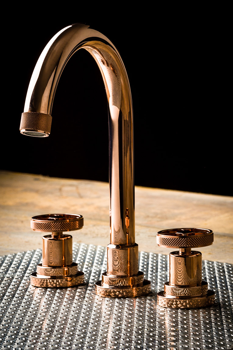 3318 ** 44 Смеситель для умывальника Nicolazzi Series Arena  - Вид №1