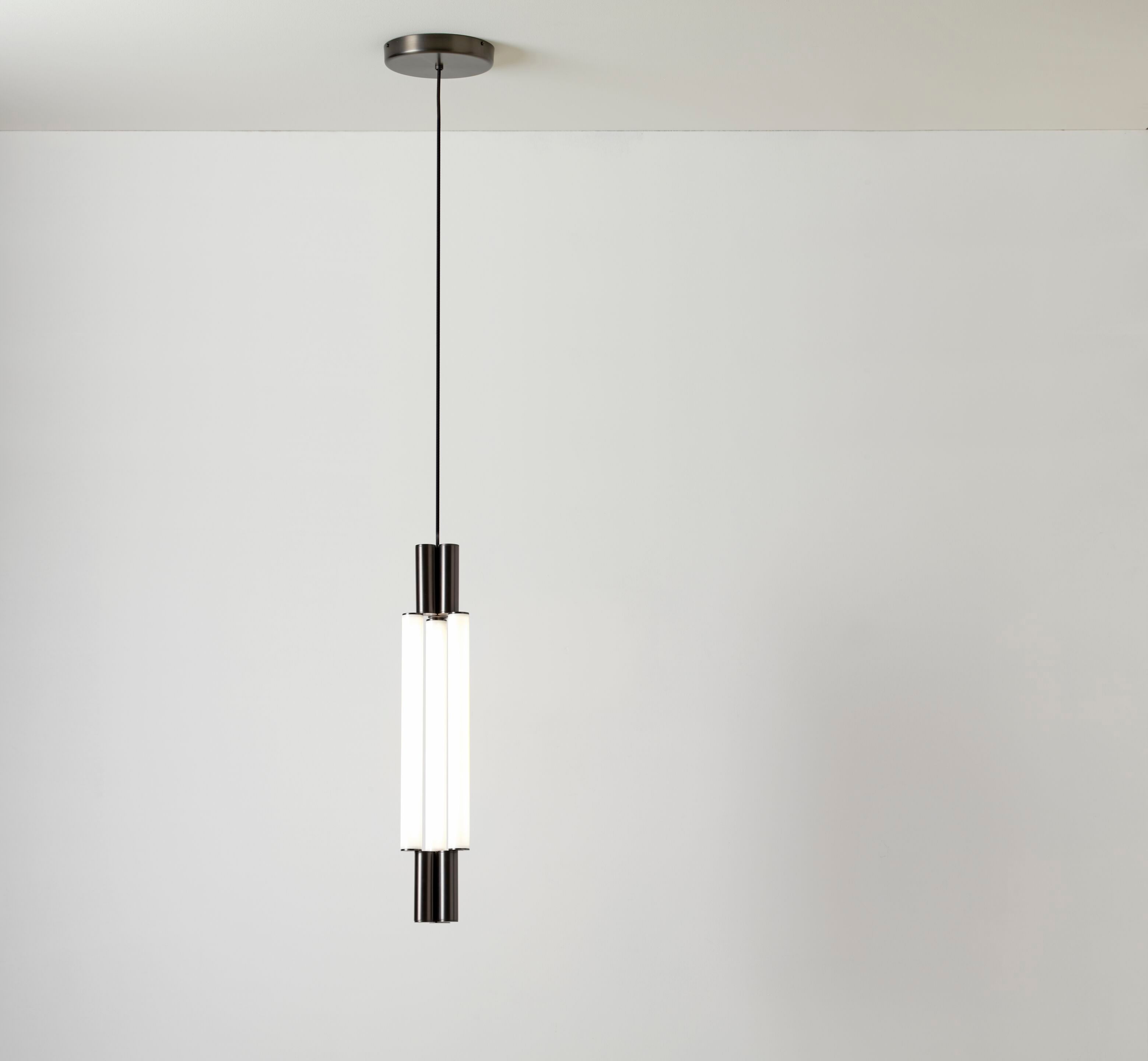 Латунный светодиодный подвесной светильник CVL Luminaires Signal ARCH-00102636 - Вид №2
